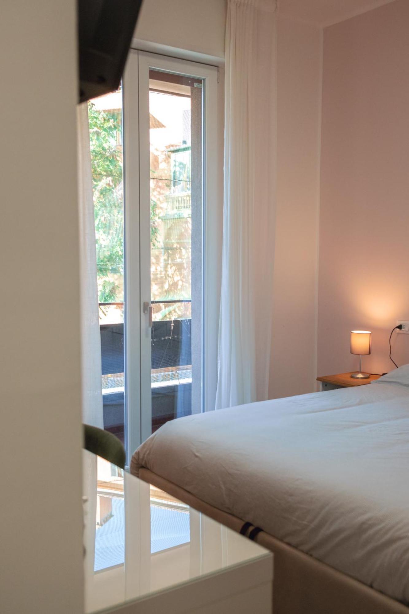 Vikos Lodge Bologna Phòng bức ảnh